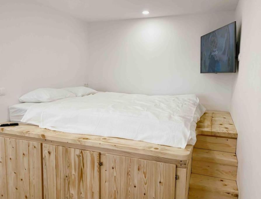 2Nd Hvar Home Apartments هفار المظهر الخارجي الصورة