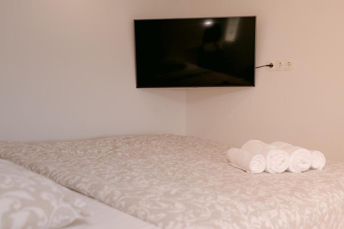 2Nd Hvar Home Apartments هفار المظهر الخارجي الصورة