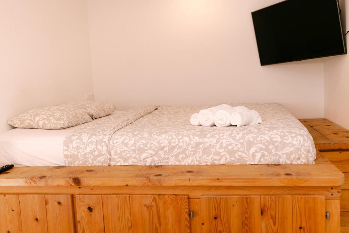 2Nd Hvar Home Apartments هفار المظهر الخارجي الصورة