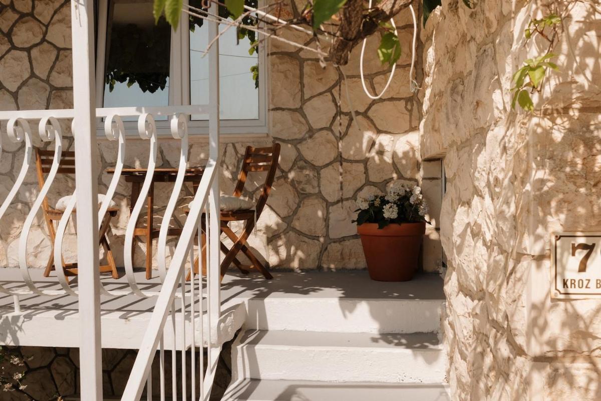 2Nd Hvar Home Apartments هفار المظهر الخارجي الصورة